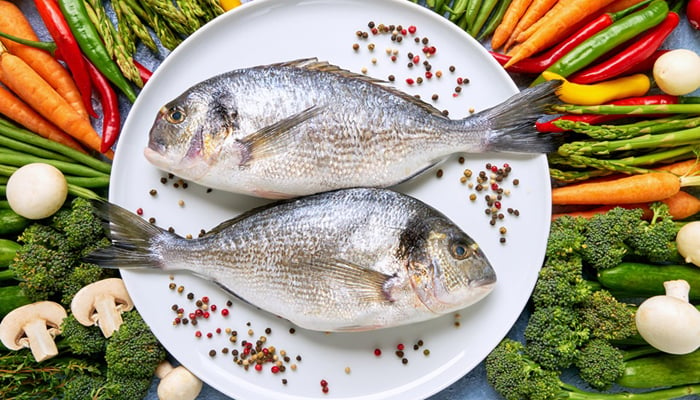 کمسن بچوں کو مچھلی کھلانے سے ذیابیطس کے امکانات کم ہوجاتے ہیں، ماہرین