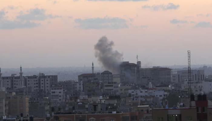 غزہ میں اسرائیل کا فضائی حملہ،فلسطینی چینل کی عمارت تباہ