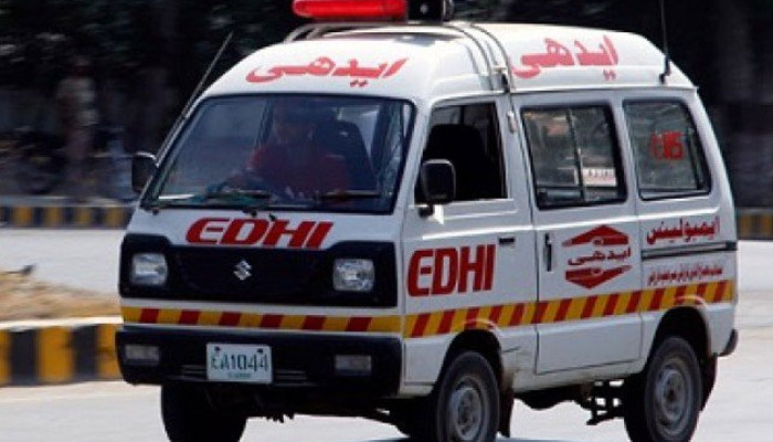 کراچی سےکوئٹہ جانےوالی کوچ کو حادثہ، 3افراد جاں بحق