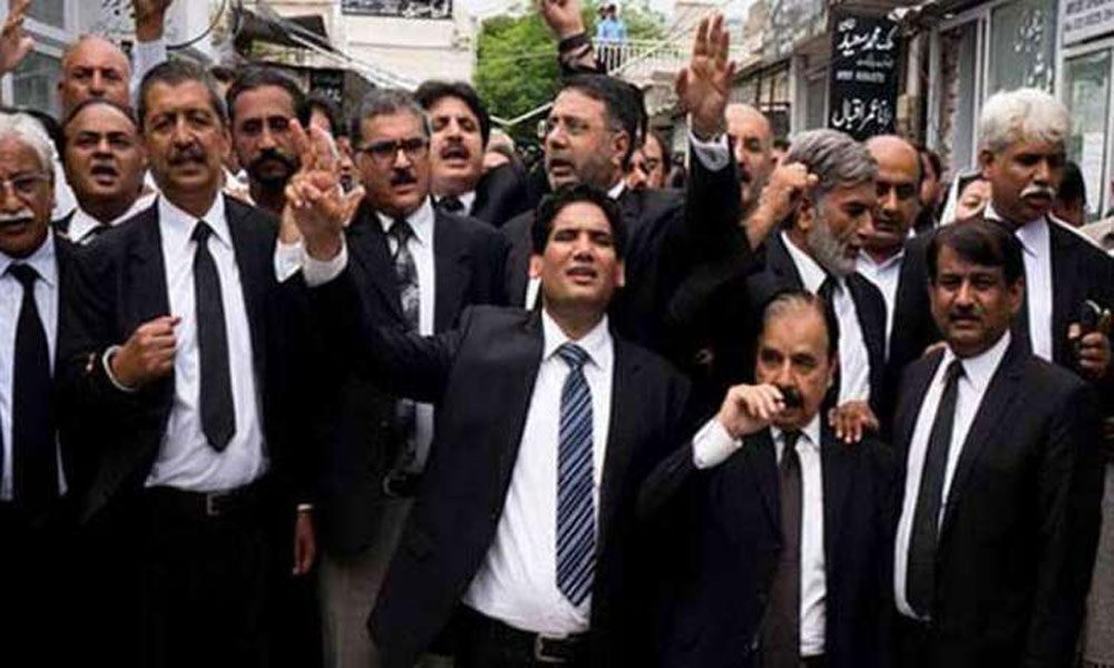 ہائی کورٹ بینچ کے قیام کیلئے وکلاء کی مختلف شہروں میں ہڑتال