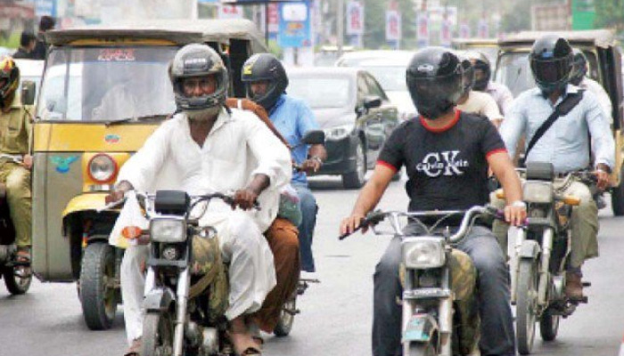 موٹر سائیکل سواروں پر ہیلمٹ کی پابندی لازمی قرار