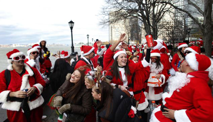  اسٹاک ہوم: سانتا ریس کا انعقاد،سیکڑوں افراد شریک