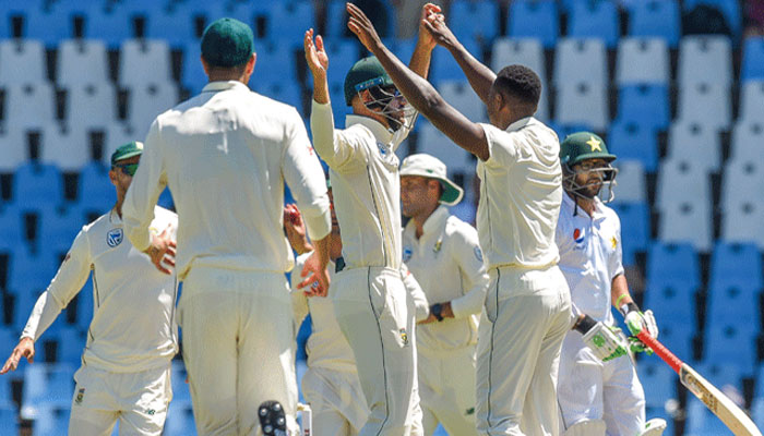 پاکستانی بیٹنگ لائن جنوبی افریقا میں بھی دھوکا دے گئی 