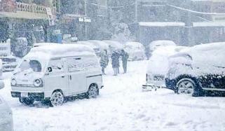 First Snowfall Of New Year In Murree