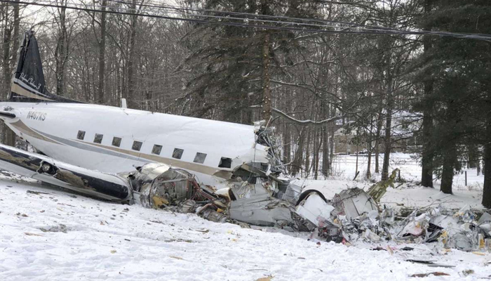امریکا: طیارہ مکان میں گر کر تباہ ، دونوں پائلٹ ہلاک