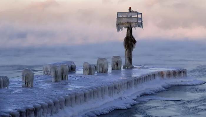 اÙ
رÛکا Ù
ÛÚº Ø´Ø¯ÛØ¯ Ø³Ø±Ø¯Û Ø³Û ÛÙØ§Ú©ØªÛÚº 12 ÛÙگئÛÚº