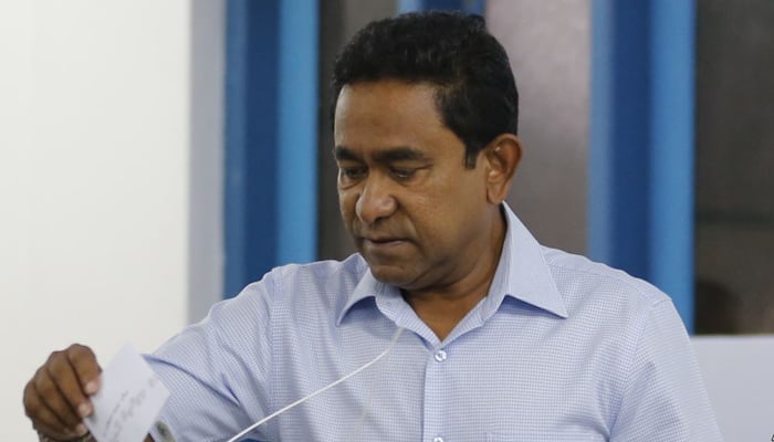 مالدیپ کے سابق صدر رشوت کے الزام میں گرفتار