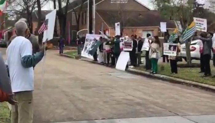 ہیوسٹن میں پاکستانیوں کا بھارتی مظاہرین کو بھرپور جواب