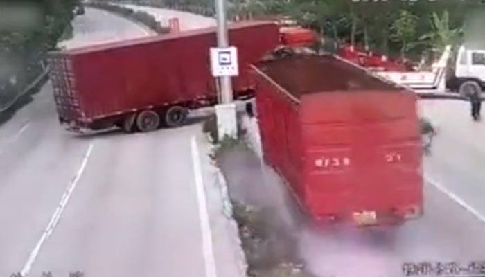 چین میں تیز رفتار ٹرک بے قابو ہوگیا