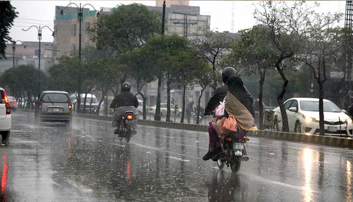 کراچی میں آج گرچ چمک کے ساتھ بارش کا امکان