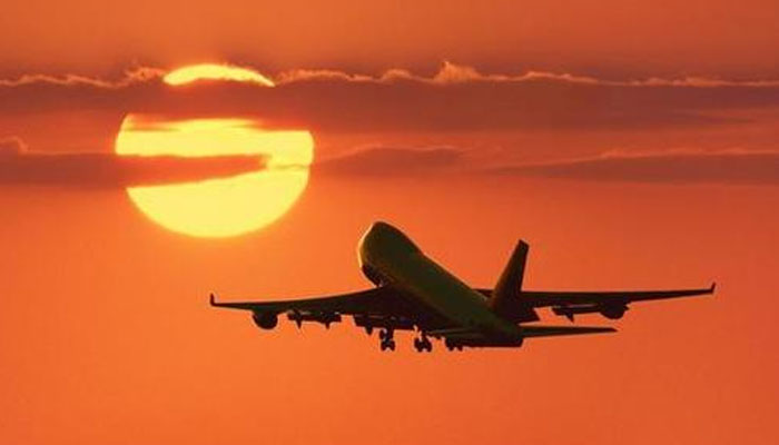 ماں سعودی ائیرپورٹ پر بچہ بھول گئی، طیارےکی واپسی
