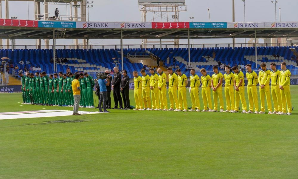 25 اوورز میں پاکستان 2 وکٹ پر 108رنز
