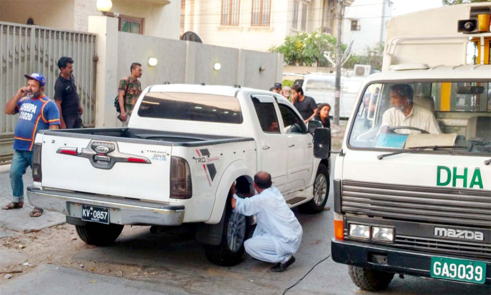 کراچی: ڈیفنس میں 2 افراد کے قتل کا مقدمہ درج