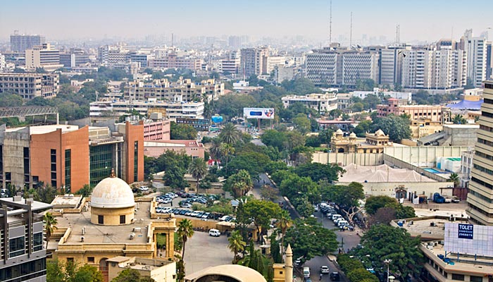 کراچی میگاسٹی کے معیار پر نہیں اترتا، جسٹس گلزار