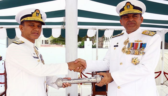 نئے کمانڈر کراچی اور کمانڈر پاکستان فلیٹ نے فرائض سنبھال لئے 