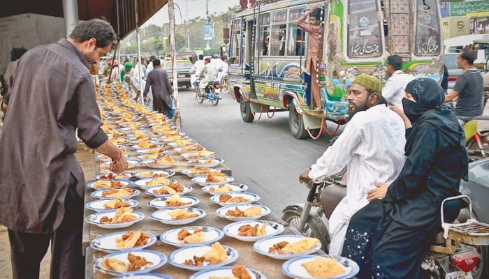 کراچی میں رمضان کی رونقیں