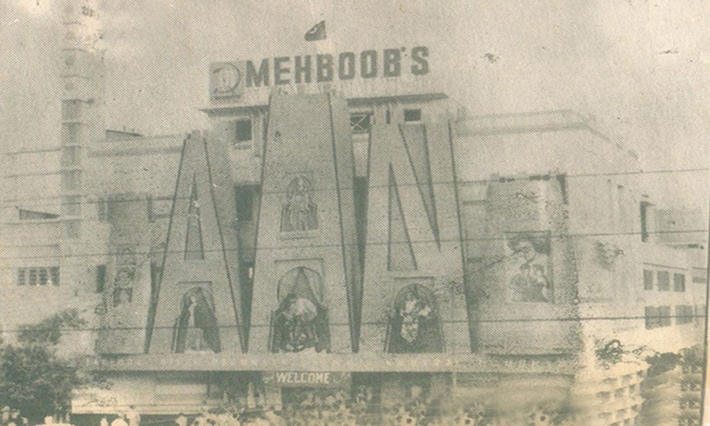 کراچی کے مشہور سینما گھروں کی کہانی