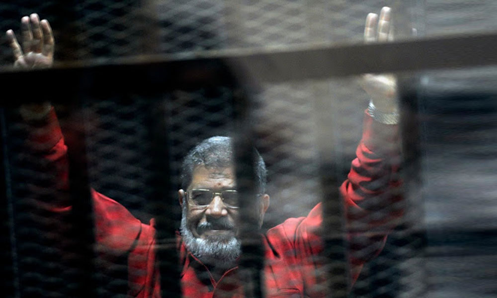 مرسی سپردِ خاک، اخوان المسلمون نے موت کو قتل قرار دیدیا