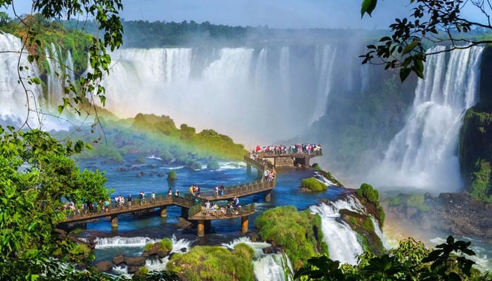 دنیا کی چندخوبصورت ترین آبشاریں
