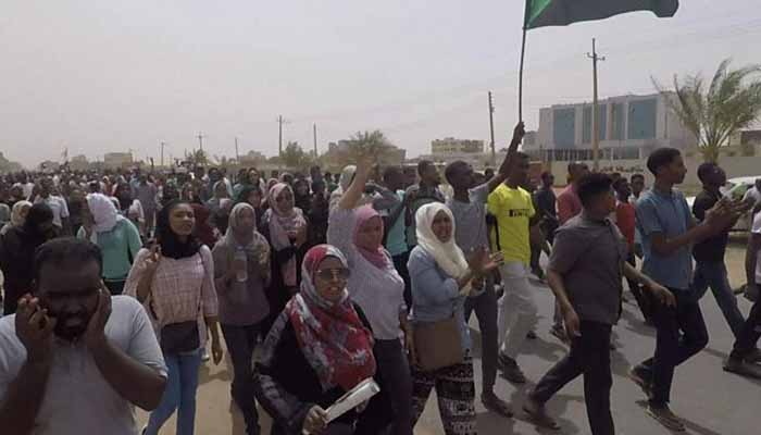سوڈان ،فوجی کونسل اور مظاہرین کے درمیان معاہدہ طے پاگیا