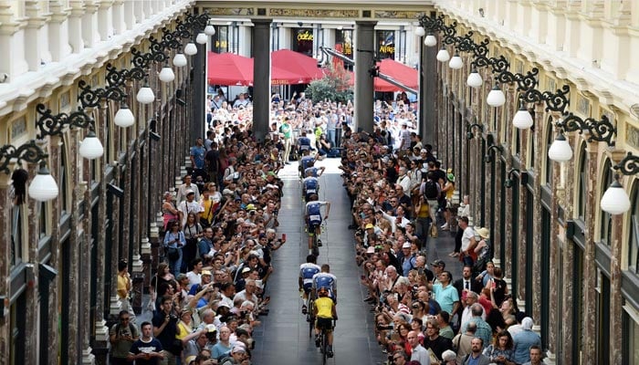 برسلز میں ٹور دی فرانس سائیکل ریس کا افتتاح