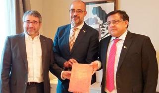 Pakistani Diplomate Meet Spainish Officials