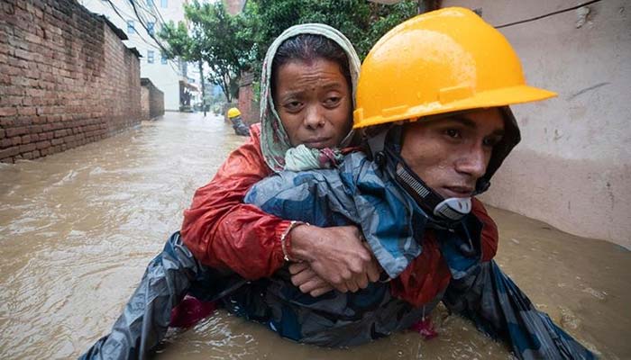 نیپال اور بھارت میں بارشوں سے تباہی، درجنوں افراد ہلاک