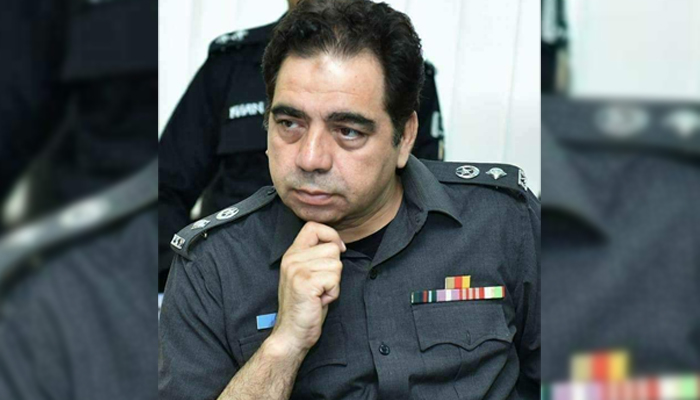 اگلے گریڈ کیلئے کورس، مرحوم پولیس افسر طلب