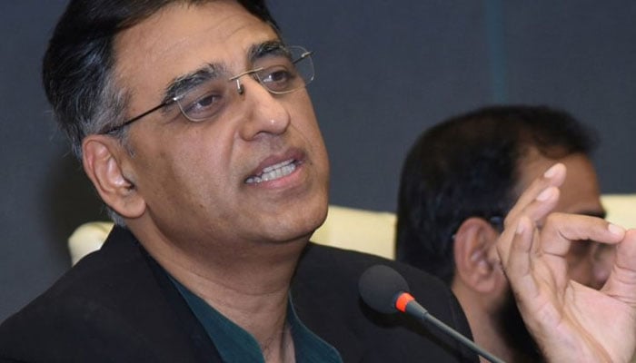 ’آئی ایم ایف کے پاس نہ جاتے تو بہتر تھا‘