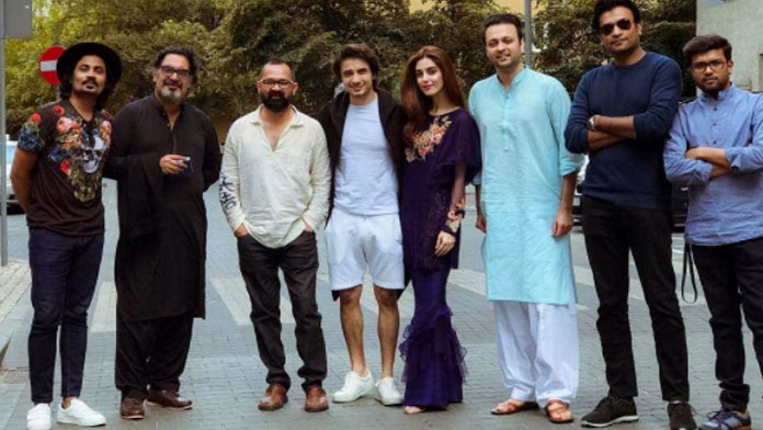 طیفا ان ٹربل نے چین میں بھی دھوم مچا دی