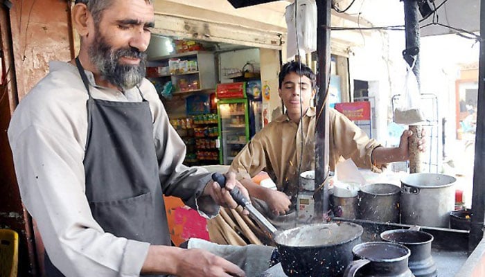 کوئٹہ سے آئے پشتونوں کا کراچی میں کاروبار اور ان کی رہائشی آبادیاں