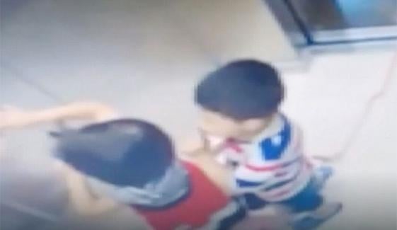 Young Girl Saved Little Brother After Rope Trapped In Lift Door Hoists Him Up By His Neck