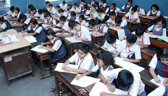 بھارت میں اسکول کے بچے بھی پروپیگنڈہ کا شکار