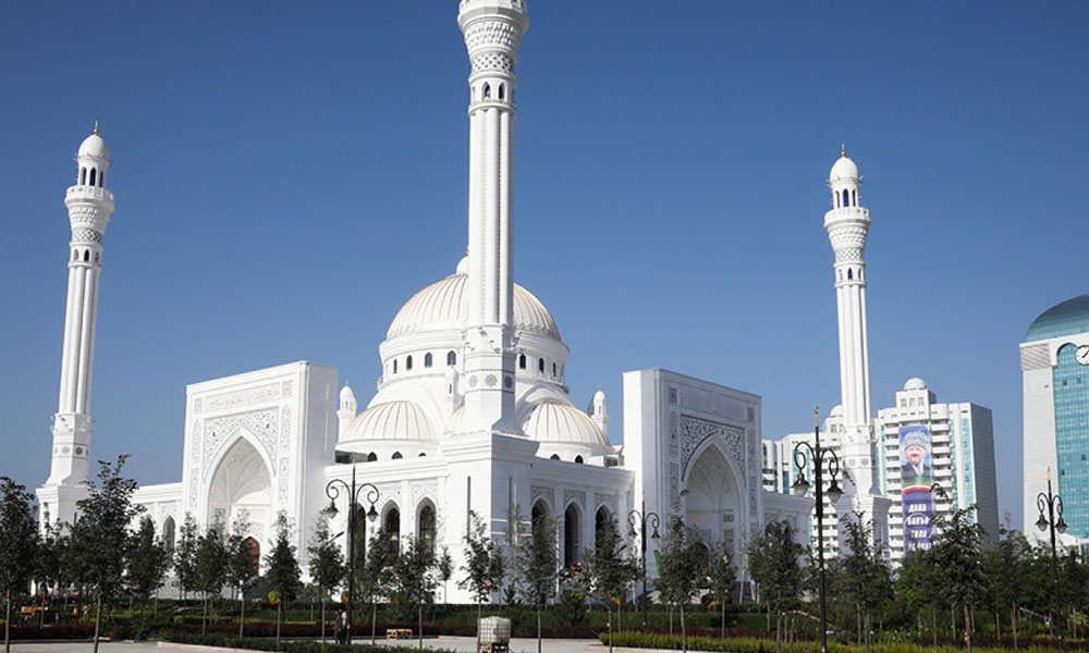 یورپ کی سب سے بڑی مسجدکا افتتاح