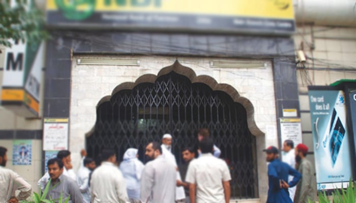 وزیر اعظم کی کشمیر یکجہتی کال پر کراچی میں کاروبار بند