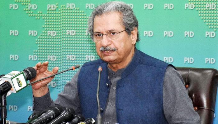 مدارس کے طلبا بھی میٹرک و انٹر کی تعلیم لیں گے، شفقت محمود 