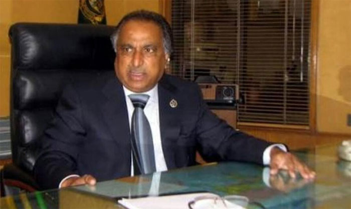 میئر کراچی کے مشیرکو 3 روزہ ریمانڈ پر نیب کے حوالے کردیا گیا 