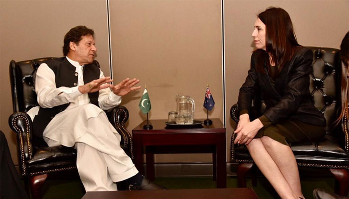 وزیراعظم عمران خان کی نیوزی لینڈ کی ہم منصب سے ملاقات 