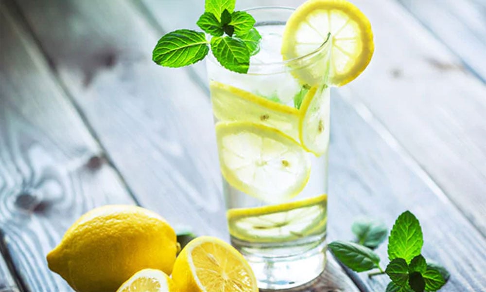 نہار منہ نیم گرم لیموں پانی پینے کے فوائد