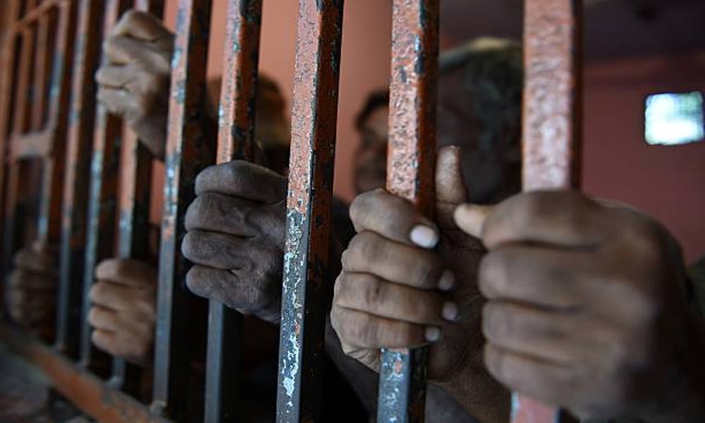 کراچی: مختلف جرائم میں 6 ملزمان گرفتار