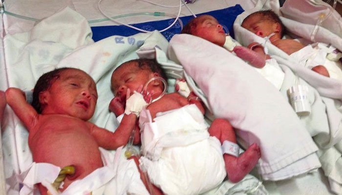 ساہیوال : خاتون کے ہاں بیک وقت 4 بچوں کی پیدائش