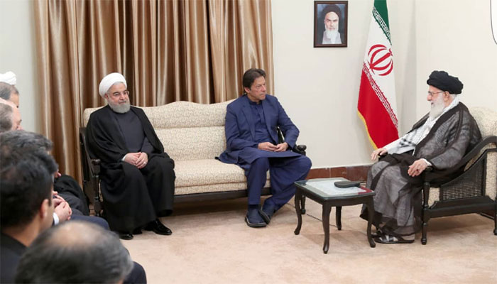 وزیراعظم کی ایران کے سپریم لیڈر سے ملاقات 