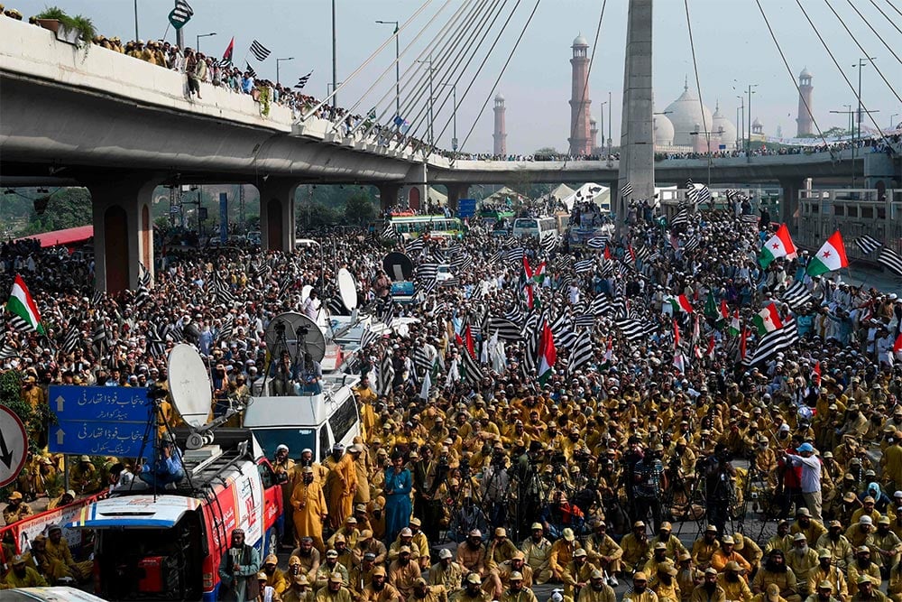 جے یو آئی کے آزادی مارچ کی تصویری جھلکیاں 