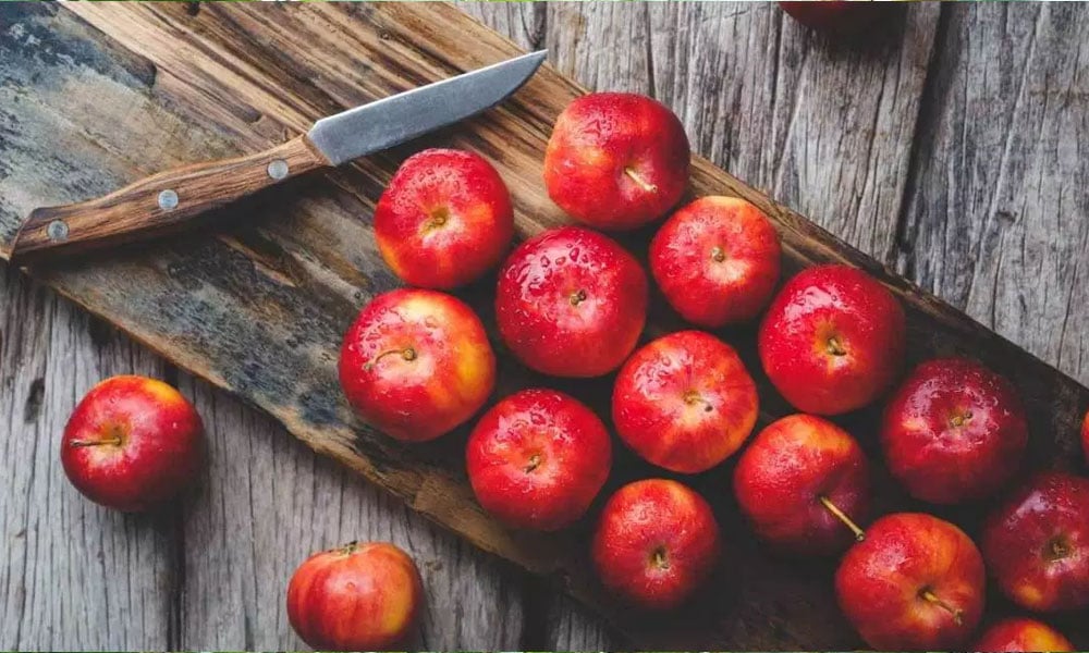 شوگر کے مریضوں کیلئے سردیوں کے 6 مفید پھل
