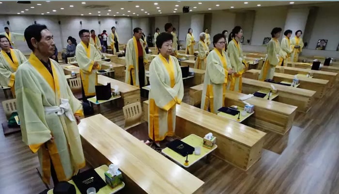 جنوبی کوریا میں ”خوشگوار موت“ کی ریہرسل