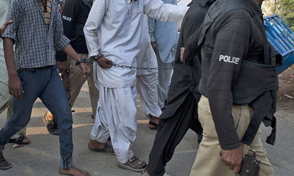کراچی: 6 ملزمان گرفتار، ڈکیتی میں مزاحمت پر 1 شخص زخمی