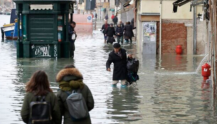 سیلابی صورتحال: خوبصورت شہر وینس پانی میں ڈوب گیا