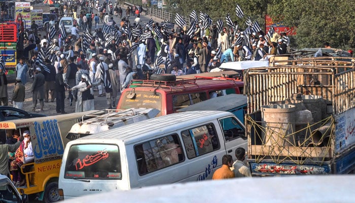 جے یو آئی کا پلان بی کے تحت لاہور میں دھرنا