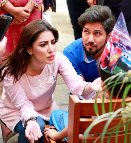 میرا بھائی میرا حقیقی ہیرو ہے، مہوش حیات