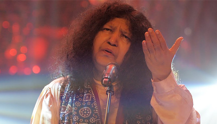 محبت کا پیغام پھیلانے والے پاکستانی لوک گلوکار